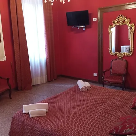 Guest house Palazzo Lion Morosini - Check In Presso Ai Santi Apostoli Venice