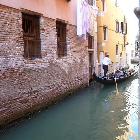 Palazzo Lion Morosini Affittacamere Venezia