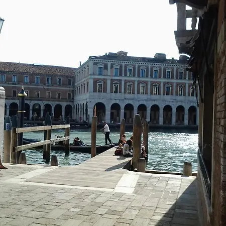 Palazzo Lion Morosini Affittacamere