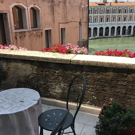 Palazzo Lion Morosini