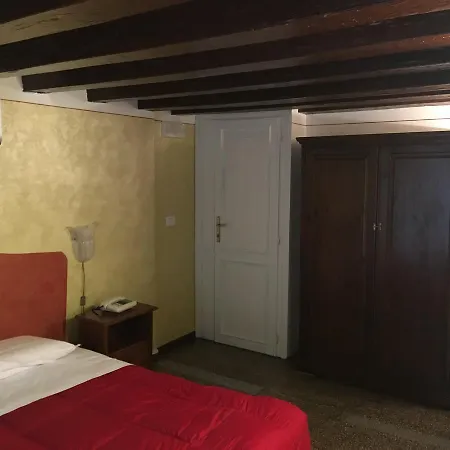 Affittacamere Palazzo Lion Morosini Venezia