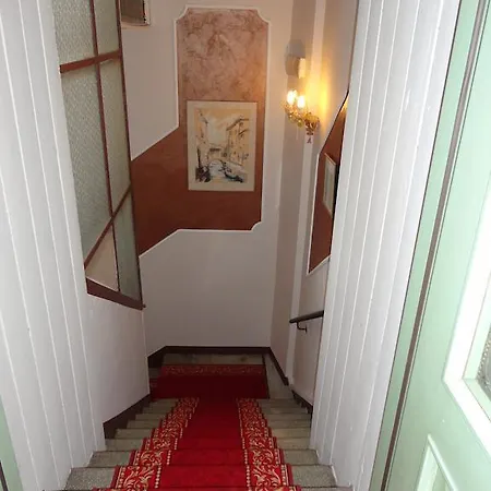 Palazzo Lion Morosini Venezia