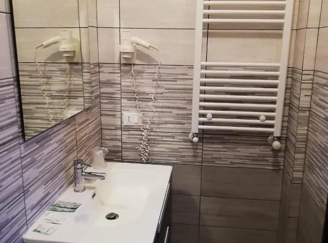 Palazzo Lion Morosini - Check In Presso Ai Santi Apostoli Gæstehus 3*