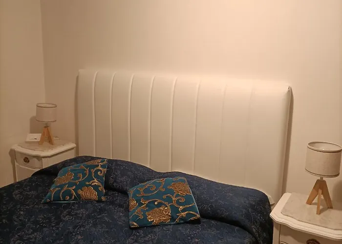 Gæstehus Palazzo Lion Morosini - Check In Presso Ai Santi Apostoli