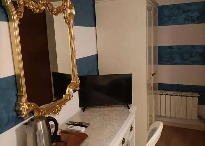 Palazzo Lion Morosini - Check In Presso Ai Santi Apostoli Gæstehus Venedig