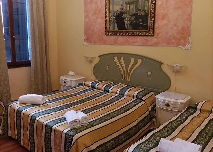 Palazzo Lion Morosini - Check In Presso Ai Santi Apostoli Venedig