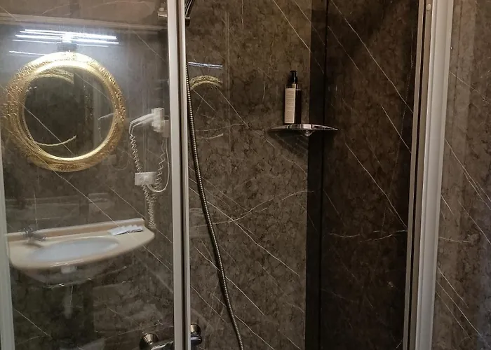 Palazzo Lion Morosini - Check In Presso Ai Santi Apostoli 3* Venedig