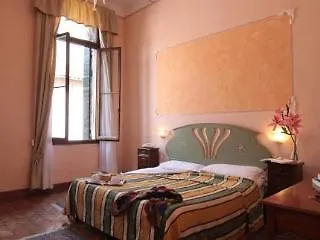 Palazzo Lion Morosini - Check In Presso Ai Santi Apostoli Gæstehus Venedig