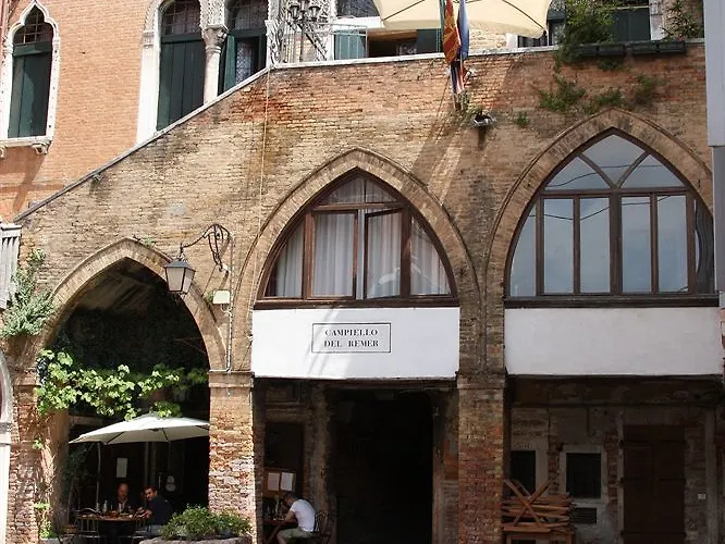 Palazzo Lion Morosini - Check In Presso Ai Santi Apostoli Venedig