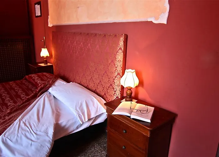 Palazzo Lion Morosini - Check In Presso Ai Santi Apostoli