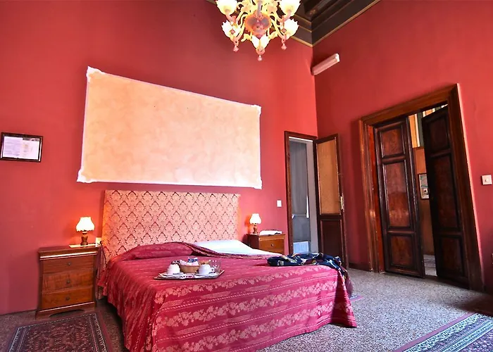 Gæstehus Palazzo Lion Morosini - Check In Presso Ai Santi Apostoli Venedig