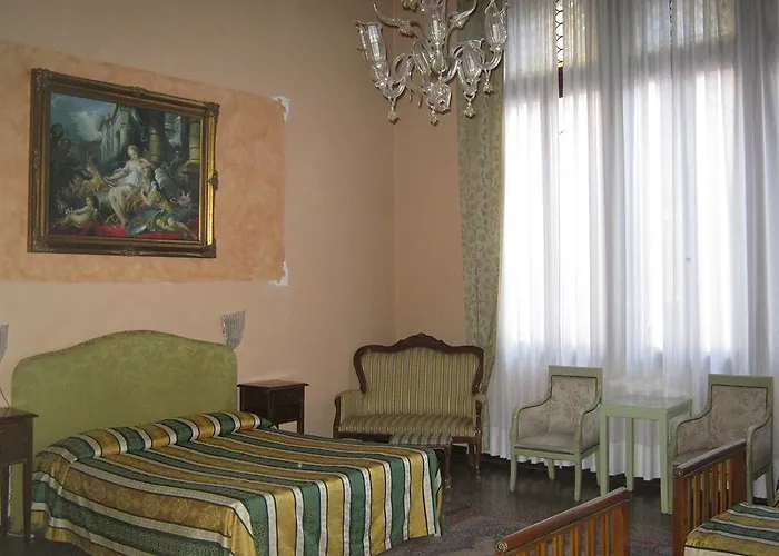 Palazzo Lion Morosini - Check In Presso Ai Santi Apostoli Venedig