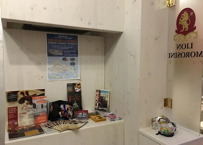 Palazzo Lion Morosini - Check In Presso Ai Santi Apostoli